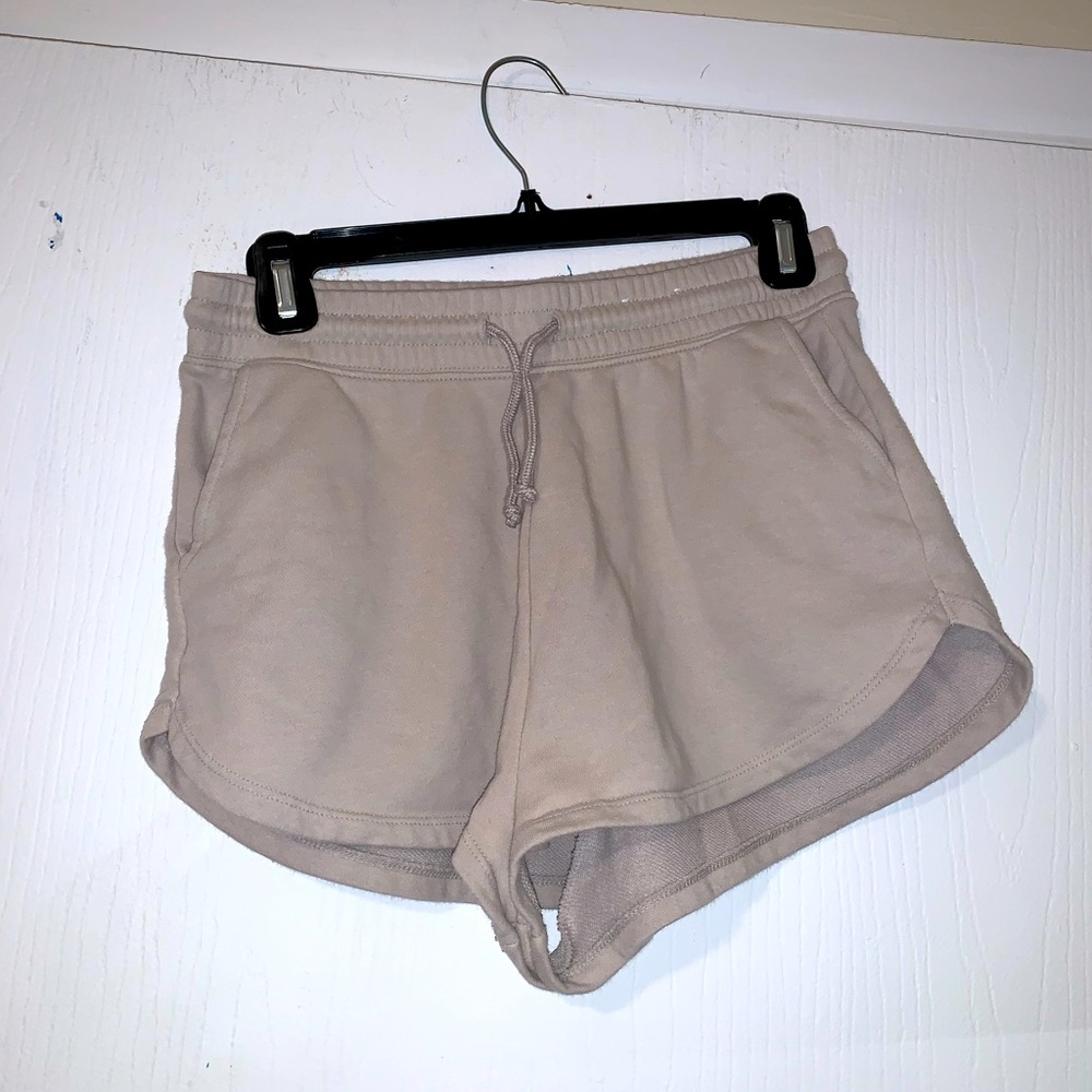 Womens beige shorts